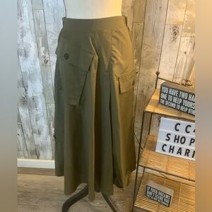 Love Olive Maxi Skirt with Multi Pockets. Size S